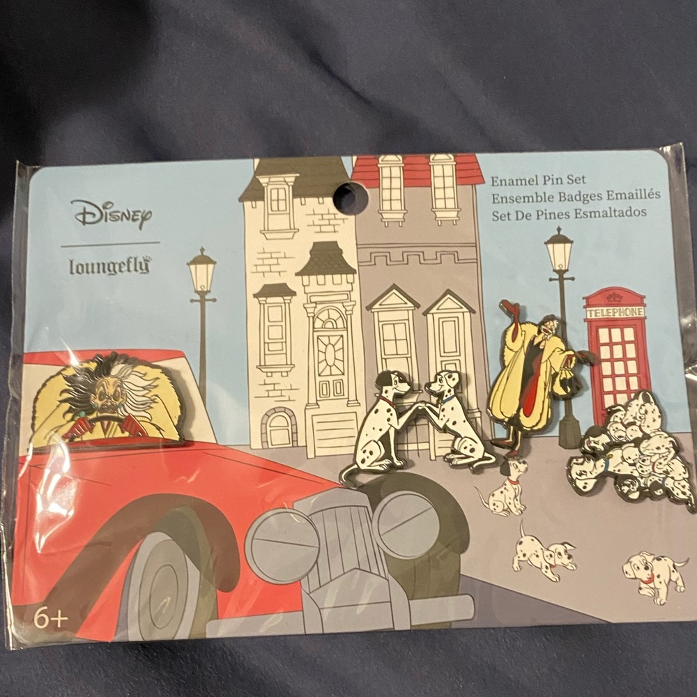 Disney Loungefly pin set